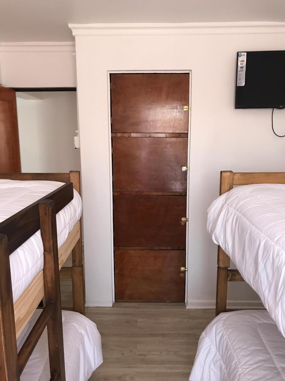 Andina Hostel Cavanchaイキケ エクステリア 写真